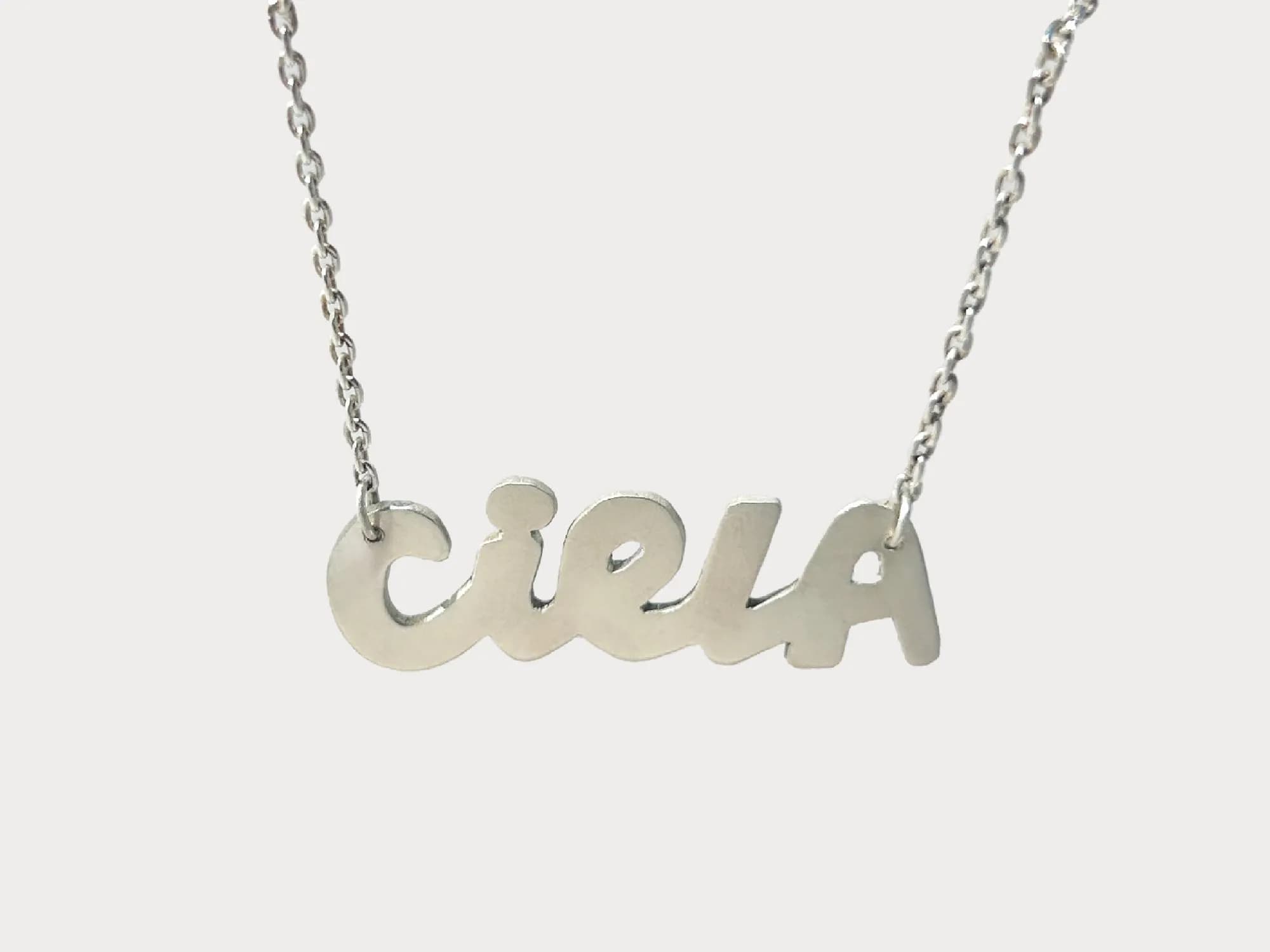 work/ciela-necklace/cielafinal.webp image 10